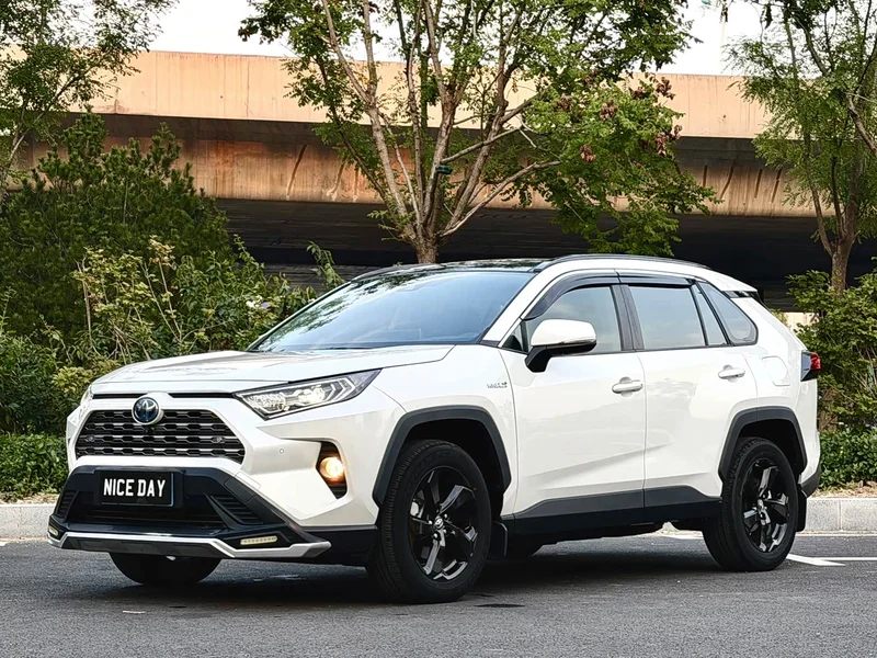 Toyota RAV4 Rongfang — фото 1