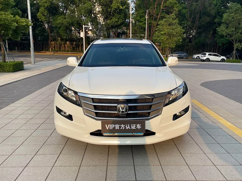 Honda Crosstour — фото 2