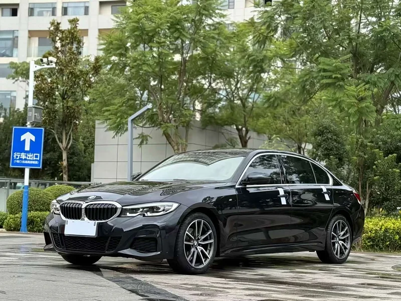 BMW 3-Series — фото 1