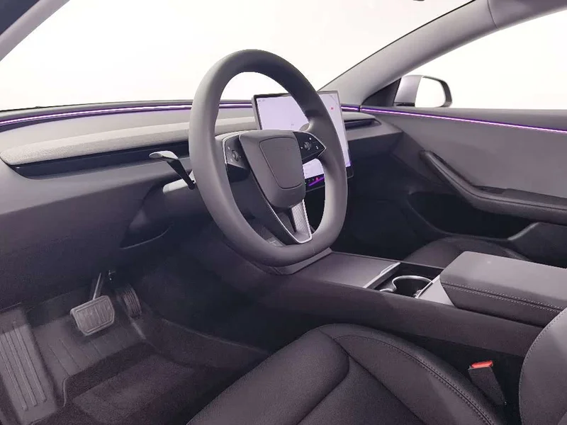 Tesla Model 3 — фото 13