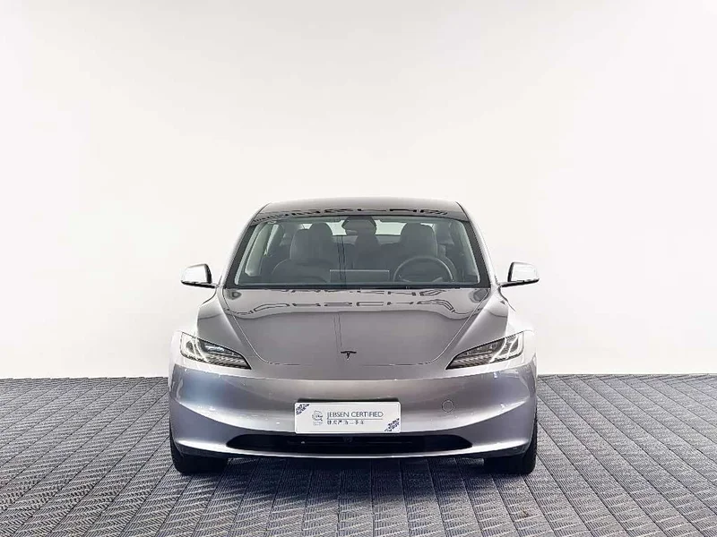 Tesla Model 3 — фото 2