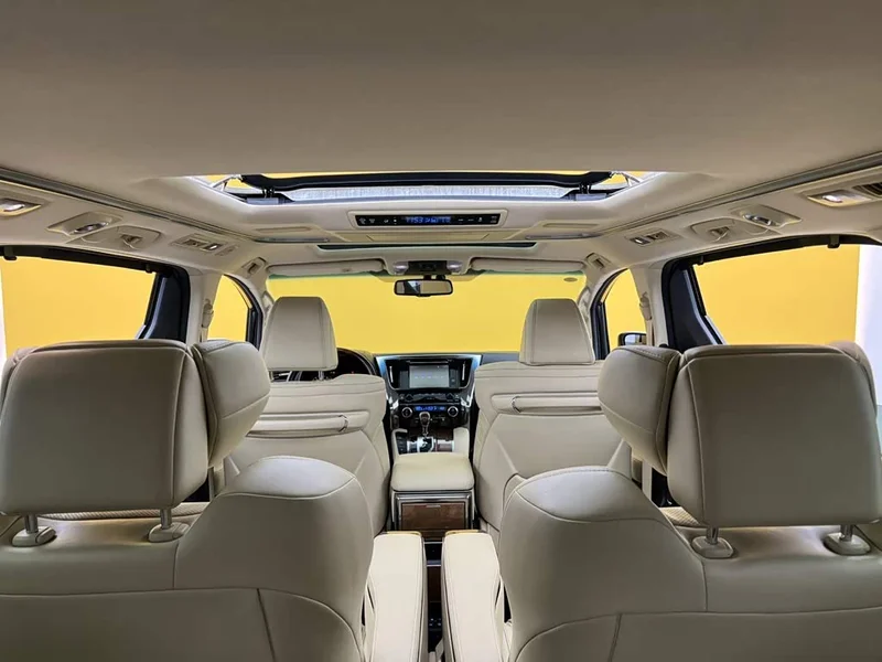 Toyota Alphard — фото 41
