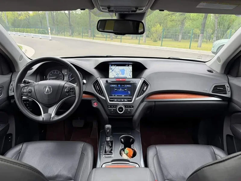 Acura MDX — фото 15