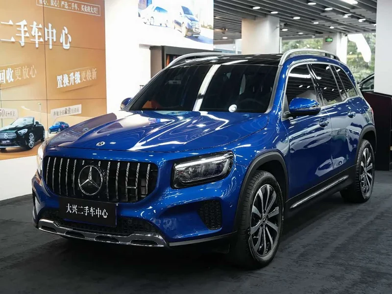 Mercedes-Benz GLB — фото 1