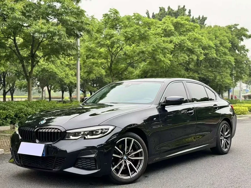 BMW 3-Series — фото 1