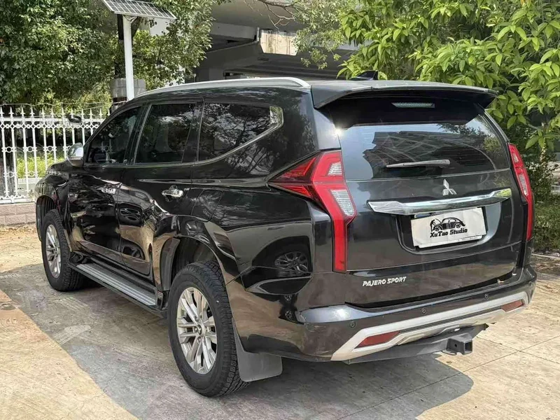 Mitsubishi Pajero Sport (Imported) — фото 8