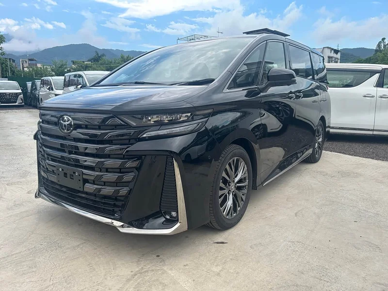 Toyota Vellfire — фото 1
