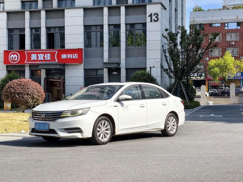 Roewe i6 Classic — фото 11