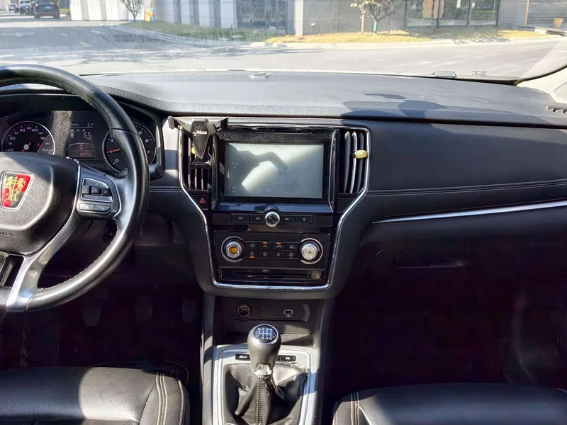 Roewe i6 Classic — фото 15