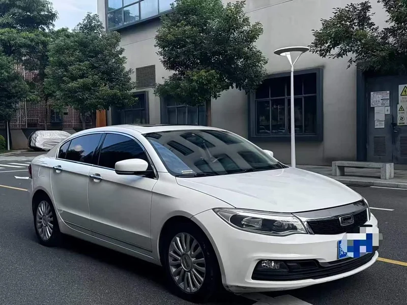 Qoros 3 — фото 1