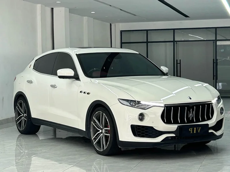 Maserati Levante — фото 3