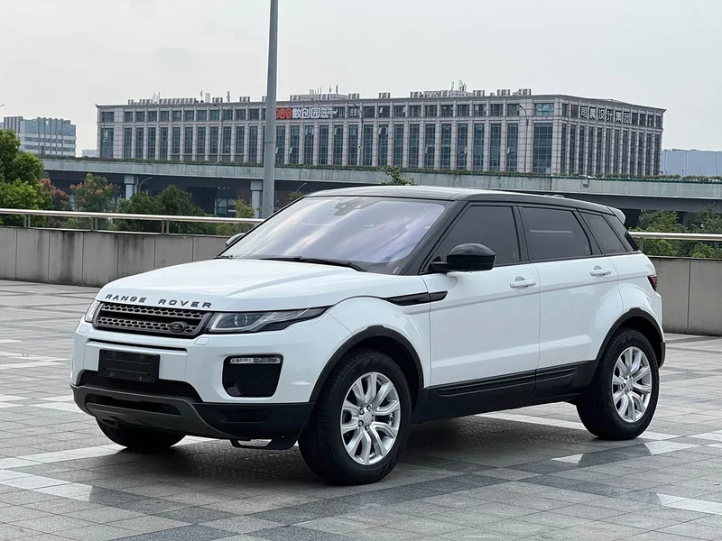 Land Rover Range Rover — фото 1