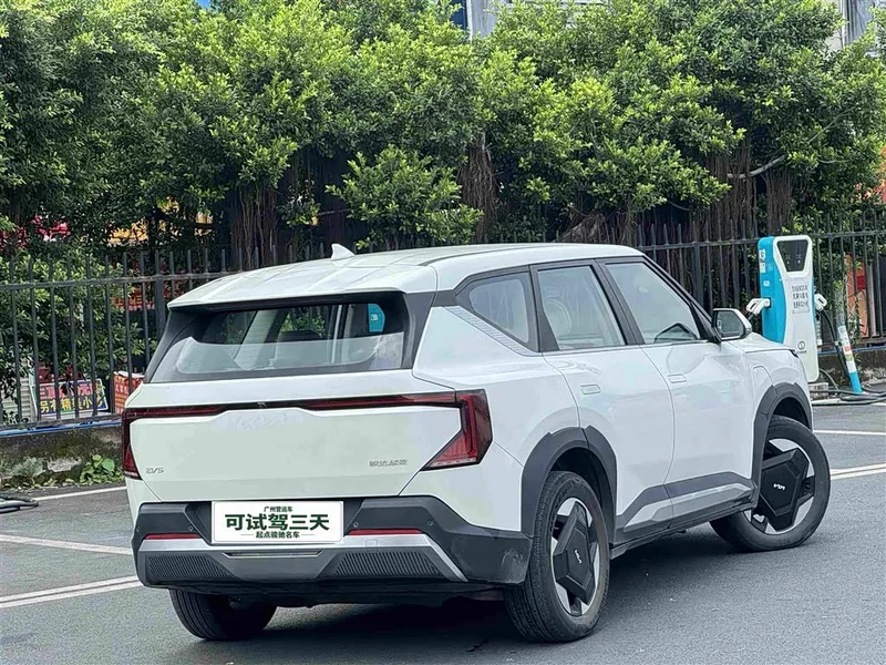 Kia EV5 — фото 9