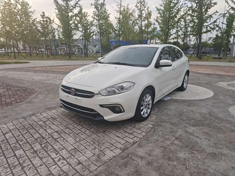Hyundai i30 — фото 1