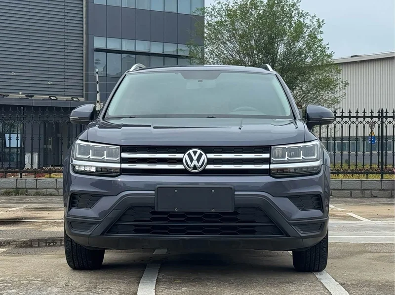 Volkswagen Tharu — фото 2