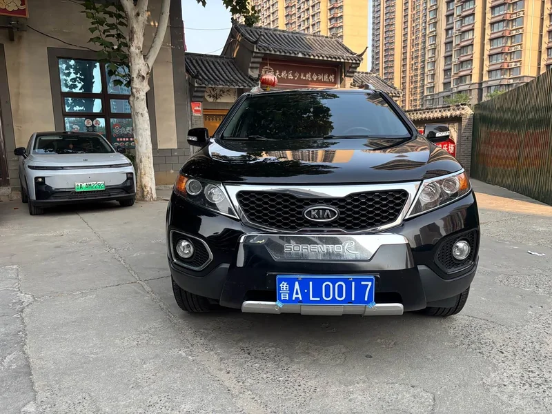Kia Sorento — фото 2