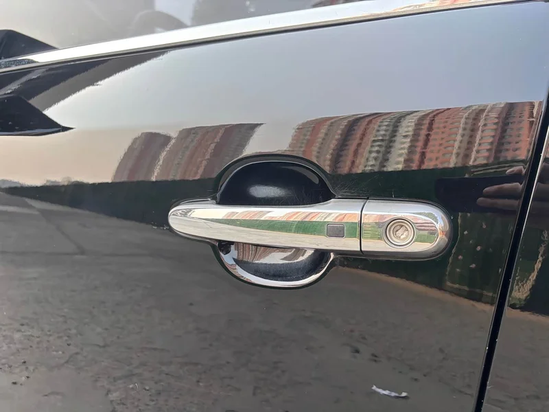 Kia Sorento — фото 8