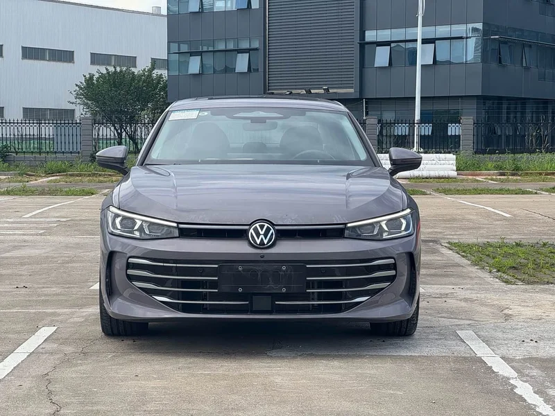 Volkswagen Passat — фото 2