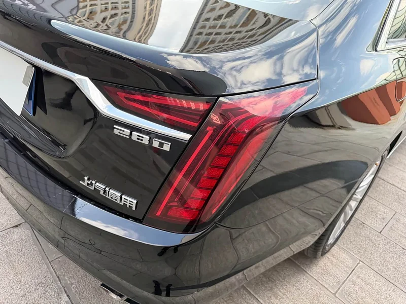 Cadillac CT6 — фото 40