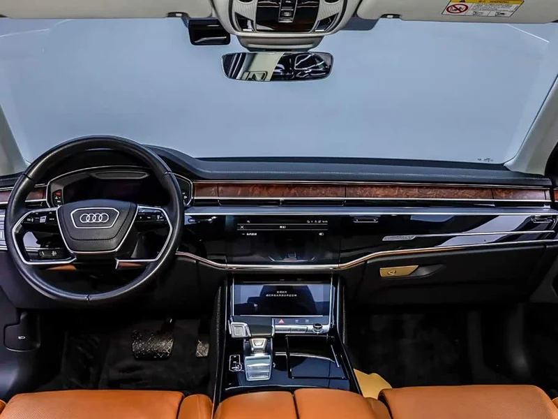 Audi A8 — фото 21