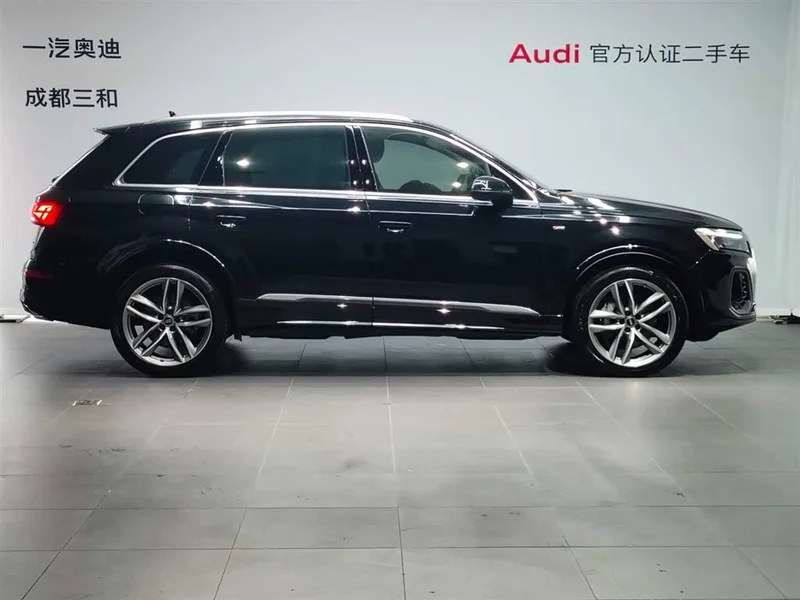 Audi Q7 — фото 3