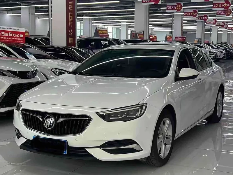 Buick Regal — фото 1