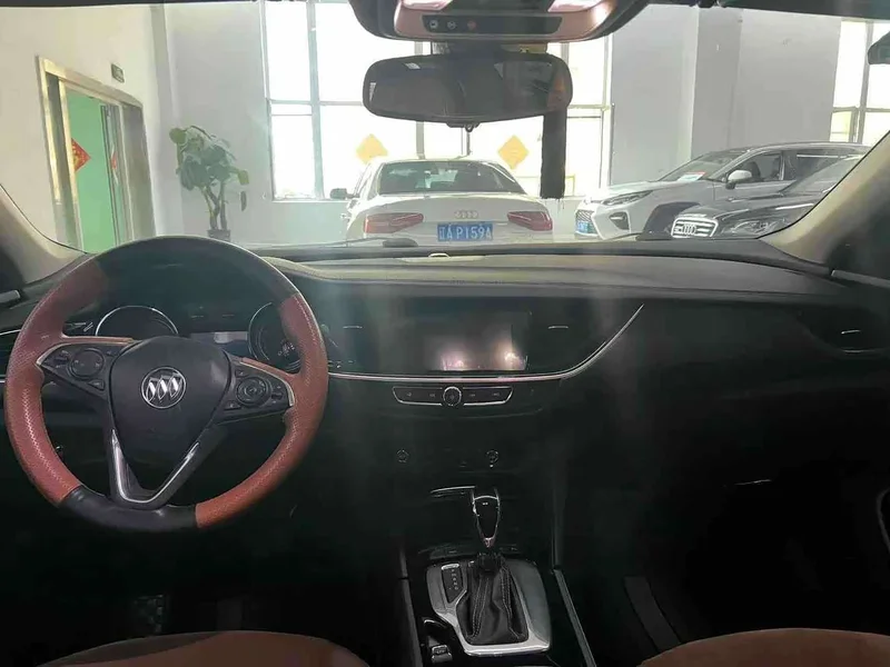 Buick Regal — фото 4