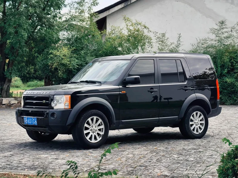 Land Rover Discovery — фото 1