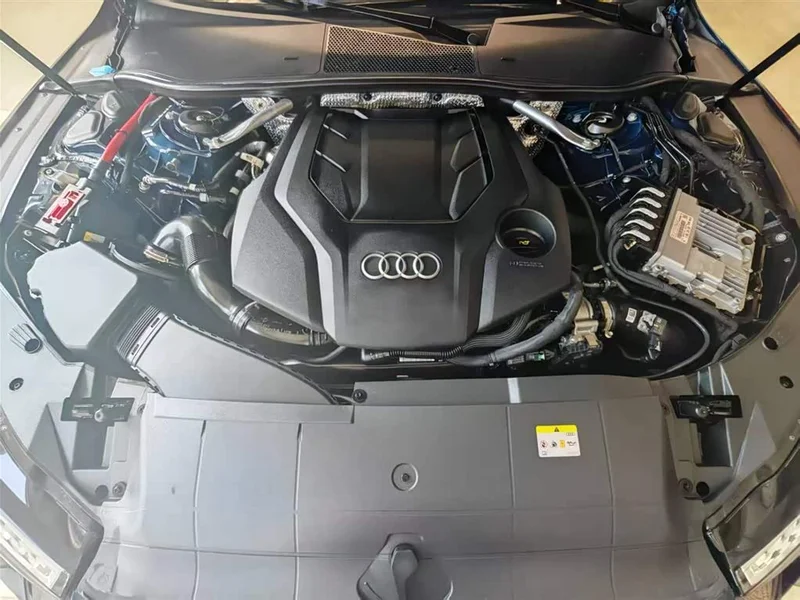 Audi A7L — фото 19