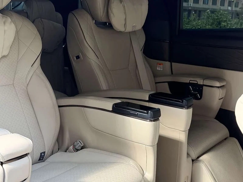 Toyota Vellfire — фото 11