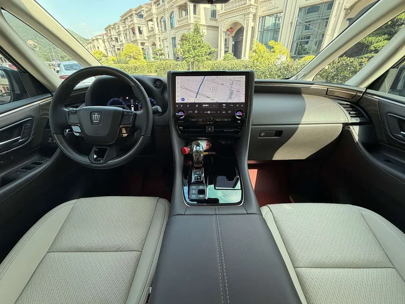 Toyota Vellfire — фото 6