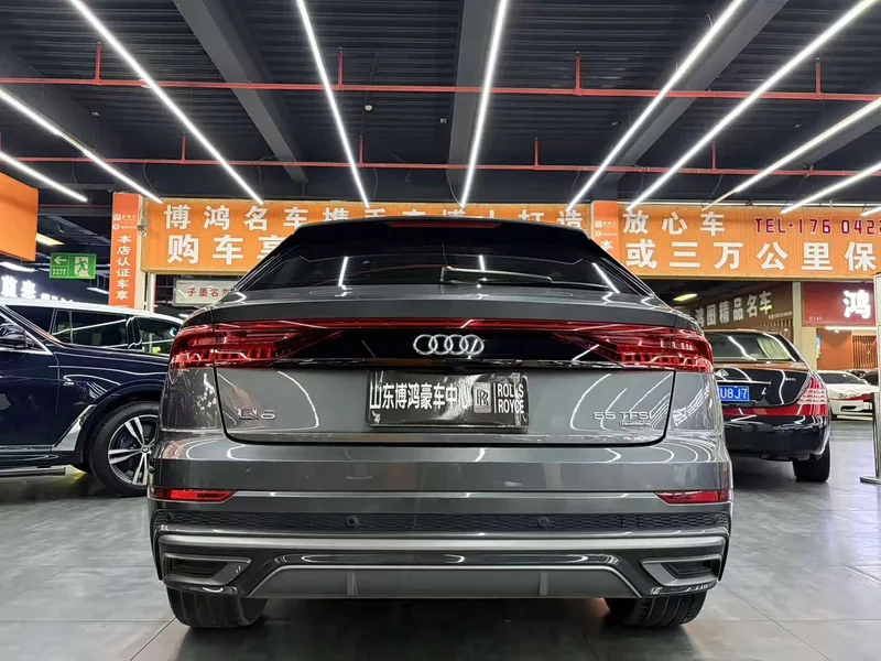 Audi Q8 — фото 16