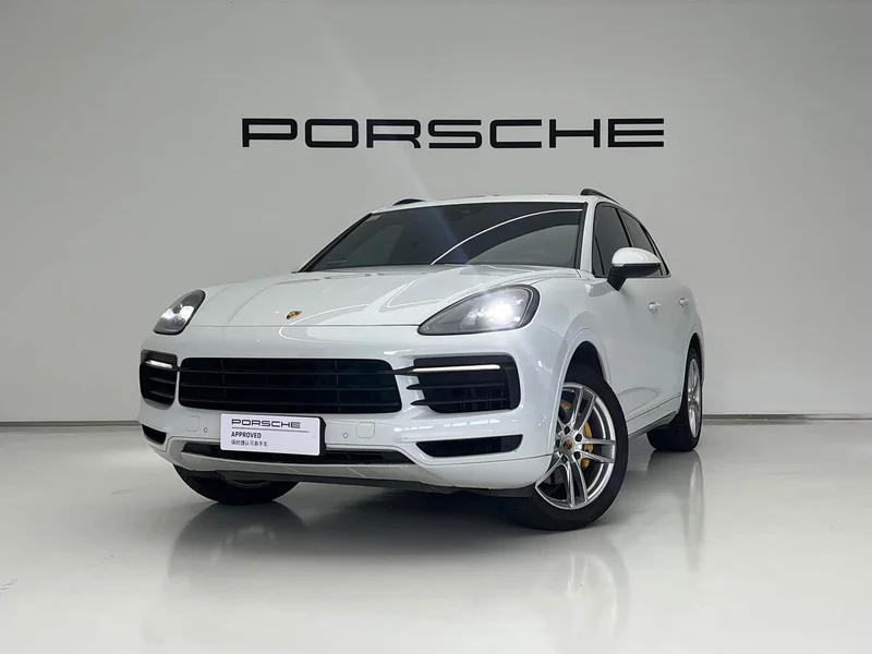 Porsche Cayenne — фото 1