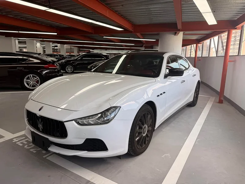 Maserati Ghibli — фото 1