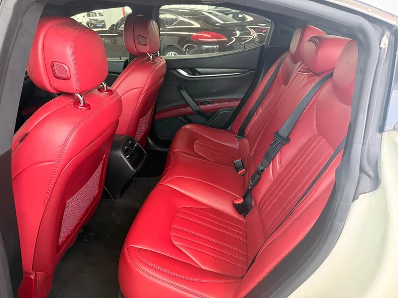 Maserati Ghibli — фото 6