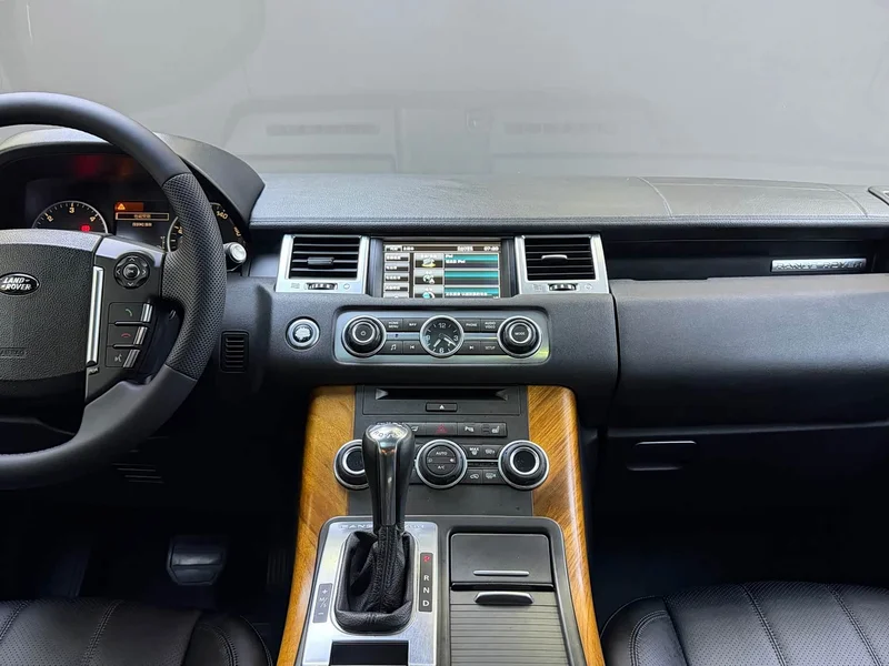 Land Rover Range Rover — фото 15