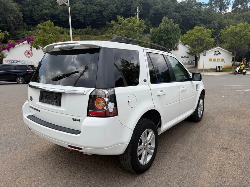 Land Rover Freelander 2 — фото 5