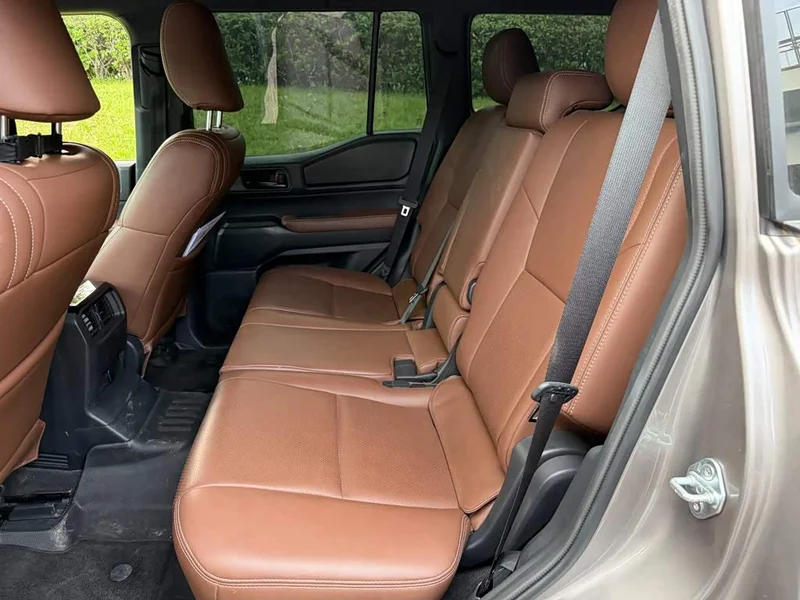 Toyota Prado — фото 12