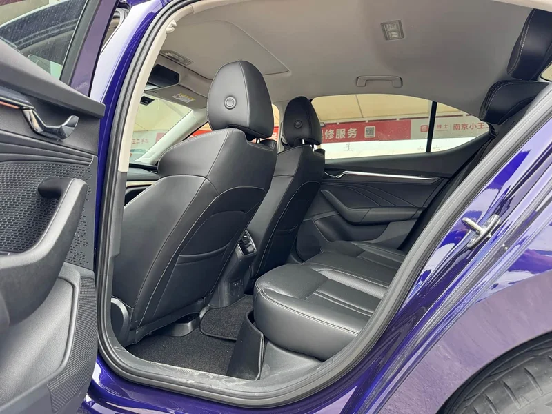 Volkswagen Octavia — фото 4
