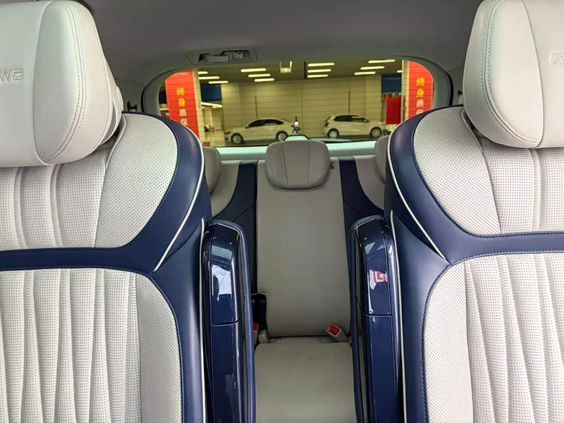 Roewe iMAX8 — фото 12