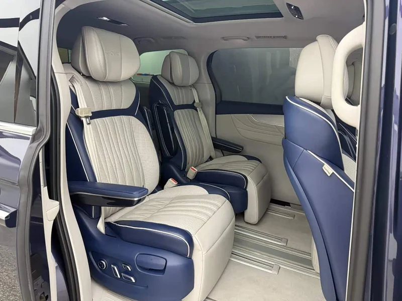Roewe iMAX8 — фото 15