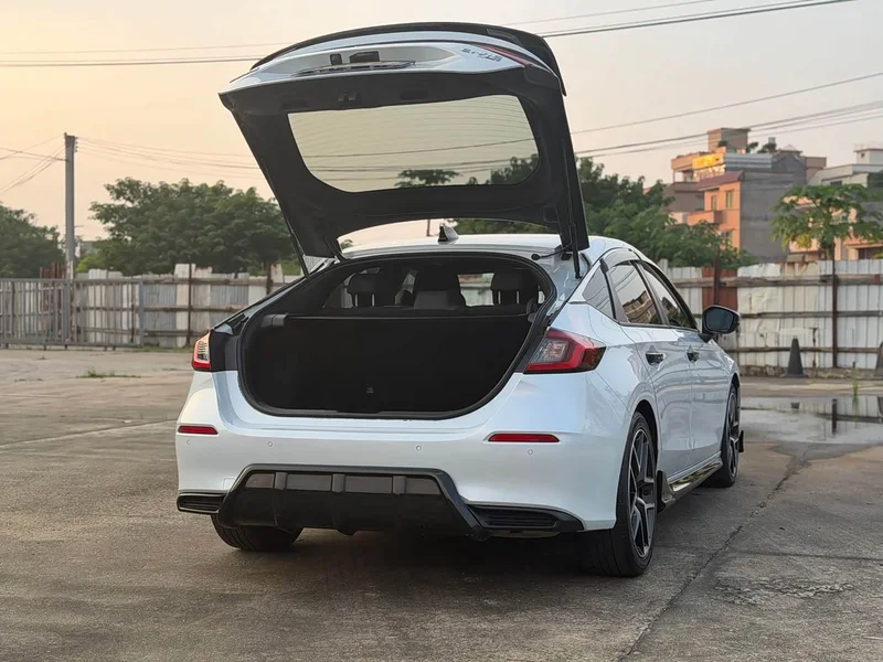 Honda Civic — фото 17