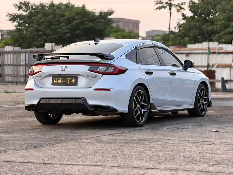 Honda Civic — фото 20