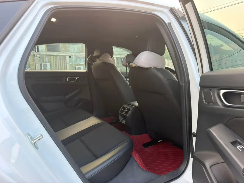 Honda Civic — фото 8
