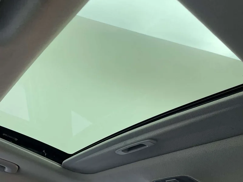 Hyundai Elantra — фото 20