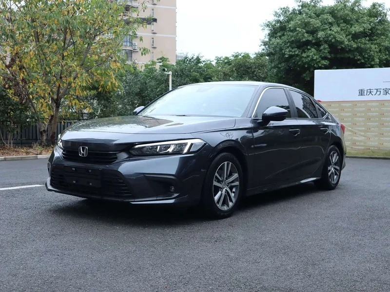Honda Civic — фото 1