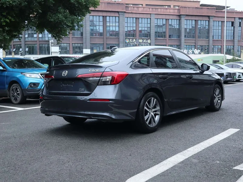 Honda Civic — фото 5