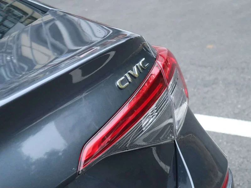 Honda Civic — фото 9