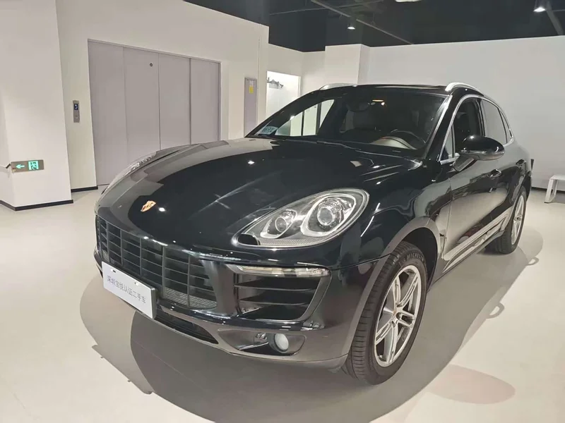 Porsche Macan — фото 1