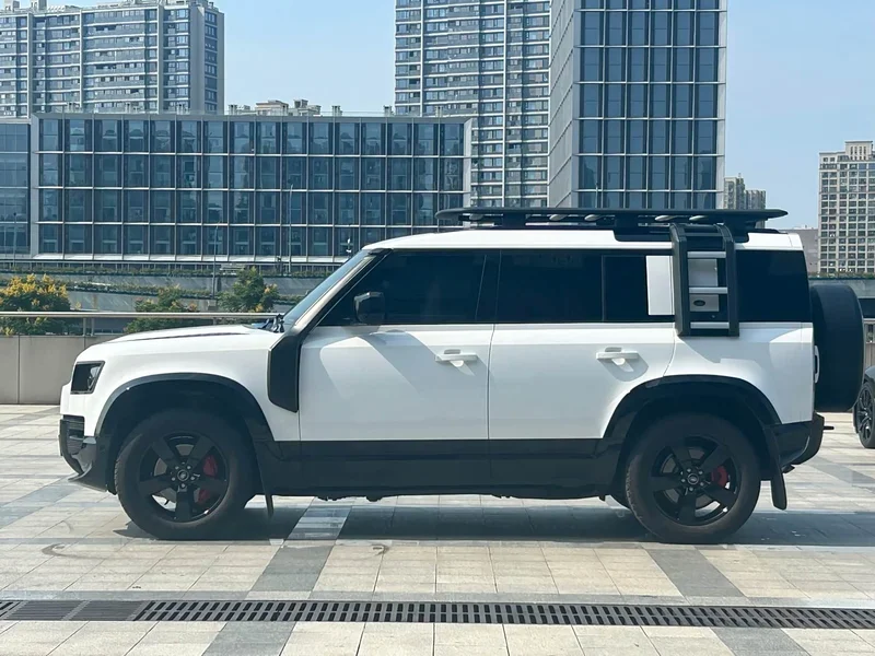 Land Rover Defender — фото 4